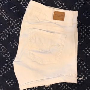 American Eagle white denim shorts size 2